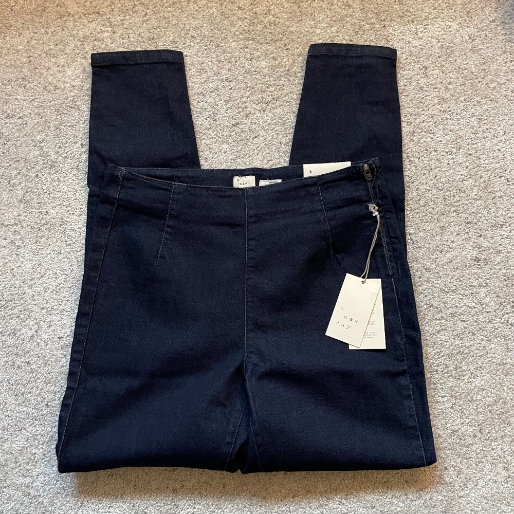 A New Day Dark Wash Skinny High Rise Jean size 6R